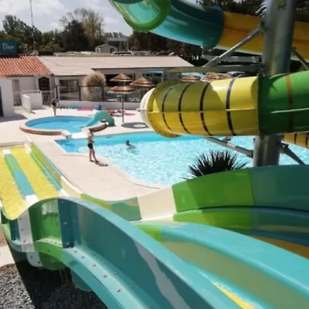 Mobil Spacieux, Terrasse, 3 A Saint-hilaire-de-riez - Api-1-52-966 * سا يْليرْ دو ري