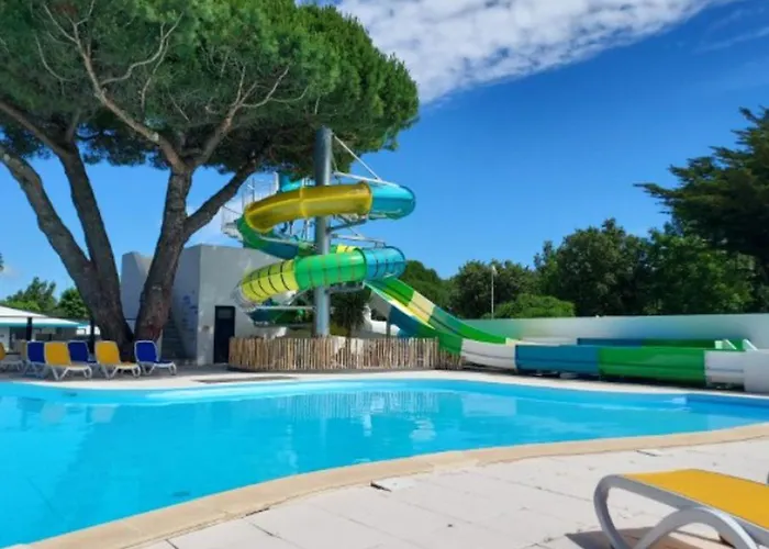 Mobil Spacieux, Terrasse, 3 A Saint-hilaire-de-riez - Api-1-52-966 *